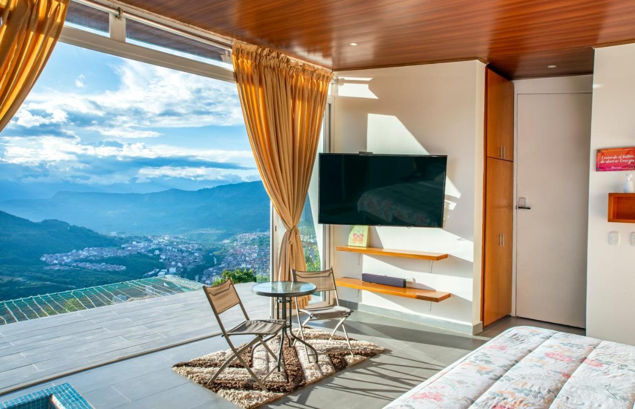 Sunset Palm Lodge ซานกิล ภายนอก รูปภาพ