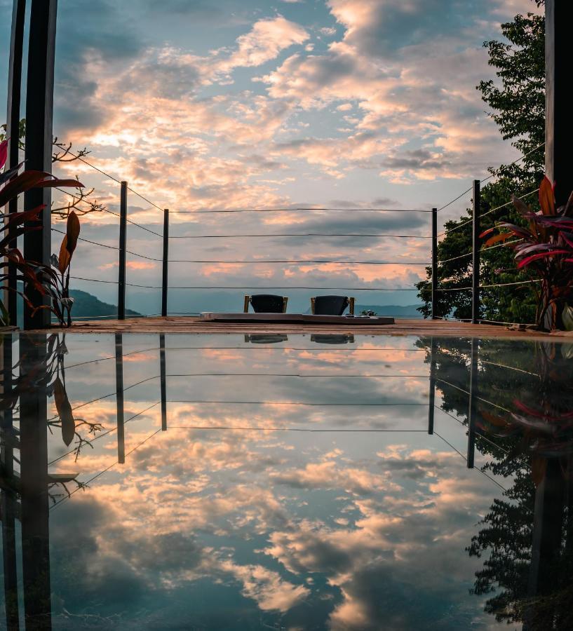 Sunset Palm Lodge ซานกิล ภายนอก รูปภาพ